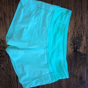 Size 4 Lulu shorts!